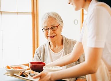 一人ひとりに合わせた手作りのお食事